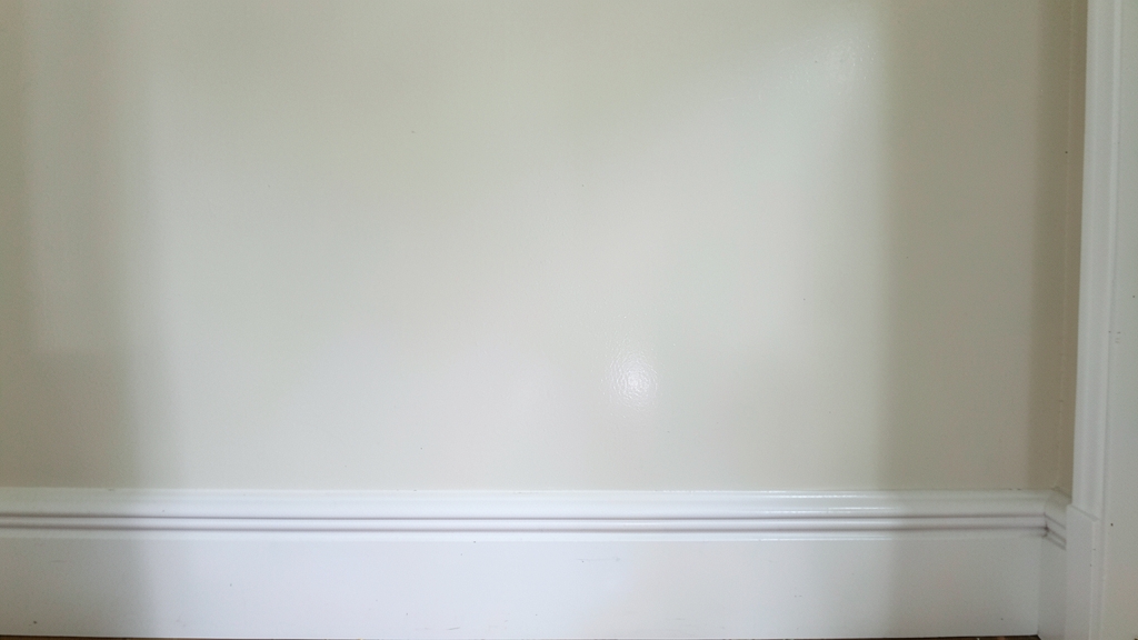 7 Clear Signs You Need a Mold Inspection in Holly Springs