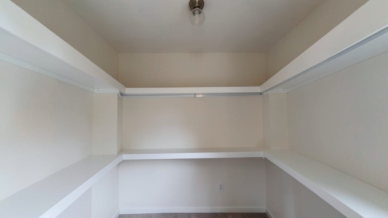 Closet Mold Cleanup in Riegelsville, PA in Riegelsville
