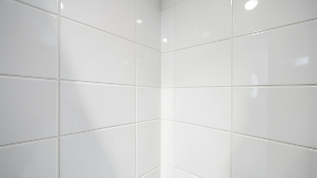 How Antimicrobial Treatments Work in Rockledge Mold Remediation