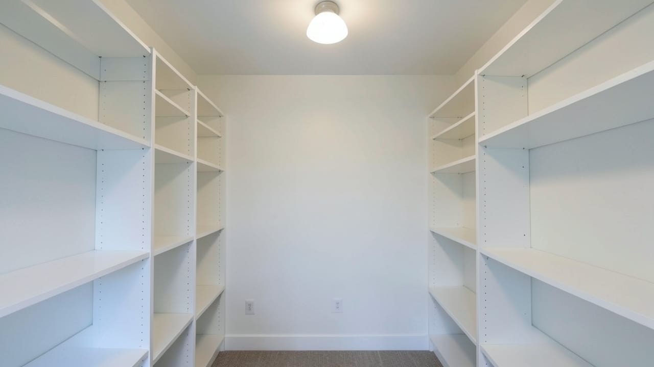 Closet Mold Cleanup in Rocky Valley, PA in Rocky Valley